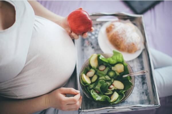 храни, забременяване