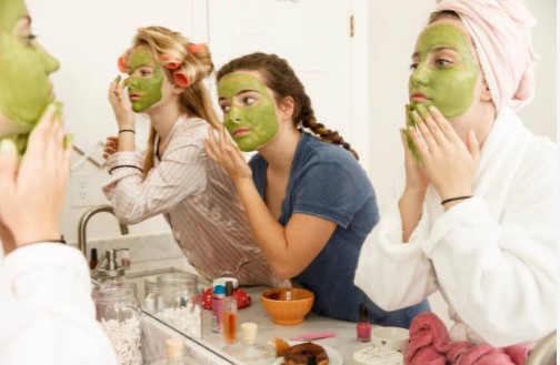 girls, face masks